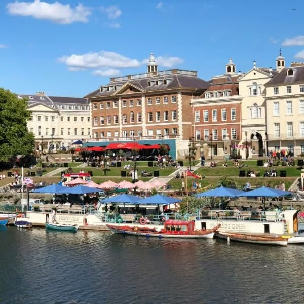 Essentiel Antwerp A tour of Richmond-upon-Thames