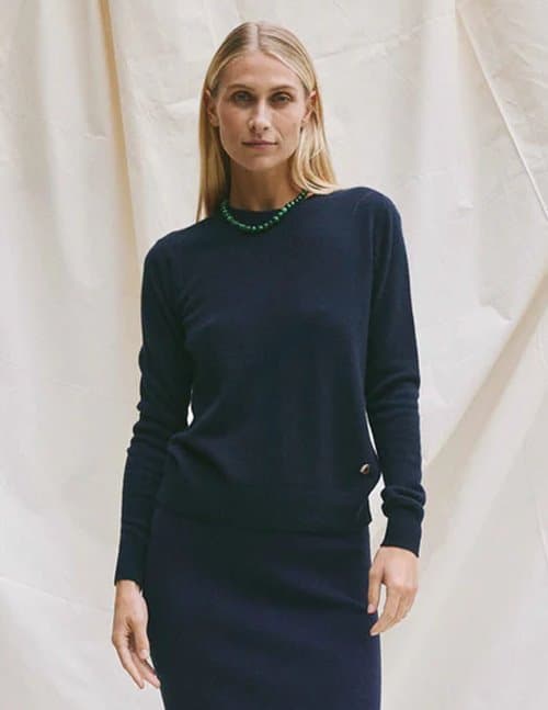 Beta Studios o - neck cashmere jumper - navy